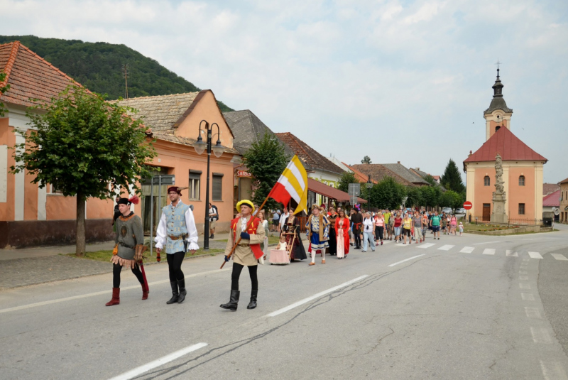 Vlakom za UNESCOM - Vlakom na Gemer 12.8.2017