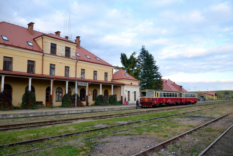 Vlakom do najväčšieho poľského skanzenu v SANOKU