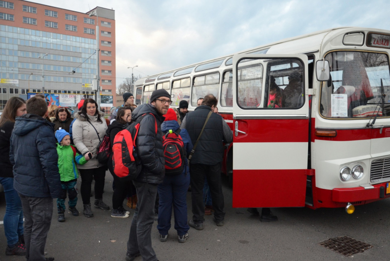 Vlakom za UNESCOM - Vlakom a retrobusom do Domice 17.11.2017