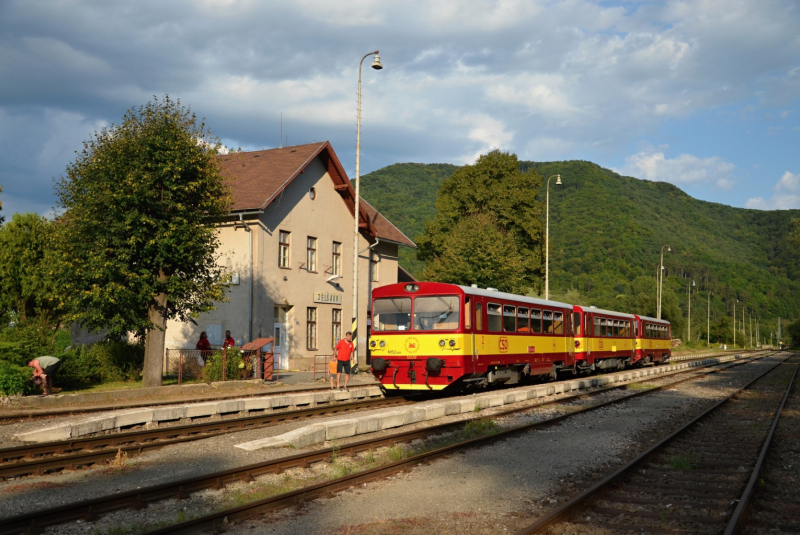 Vlakom na kaštielny deň do Jelšavy